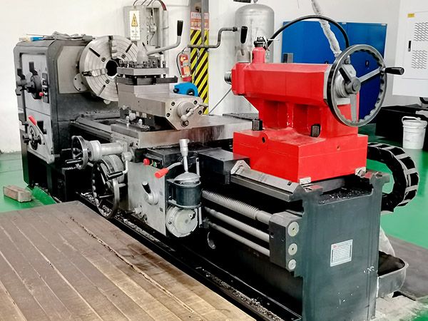 Lathe